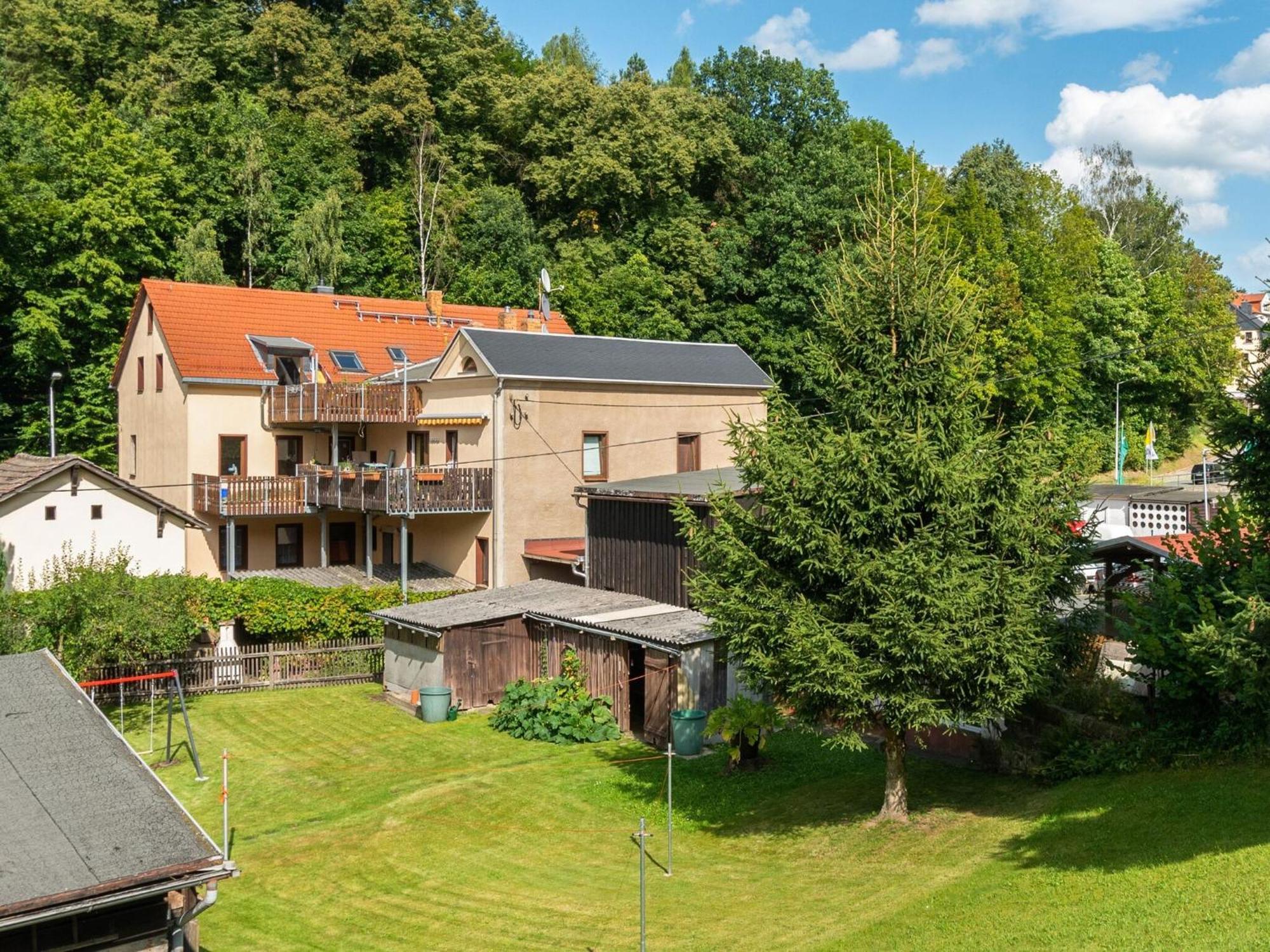 Modern apartment in Sebnitz with a terrace in Sebnitz Exterior foto