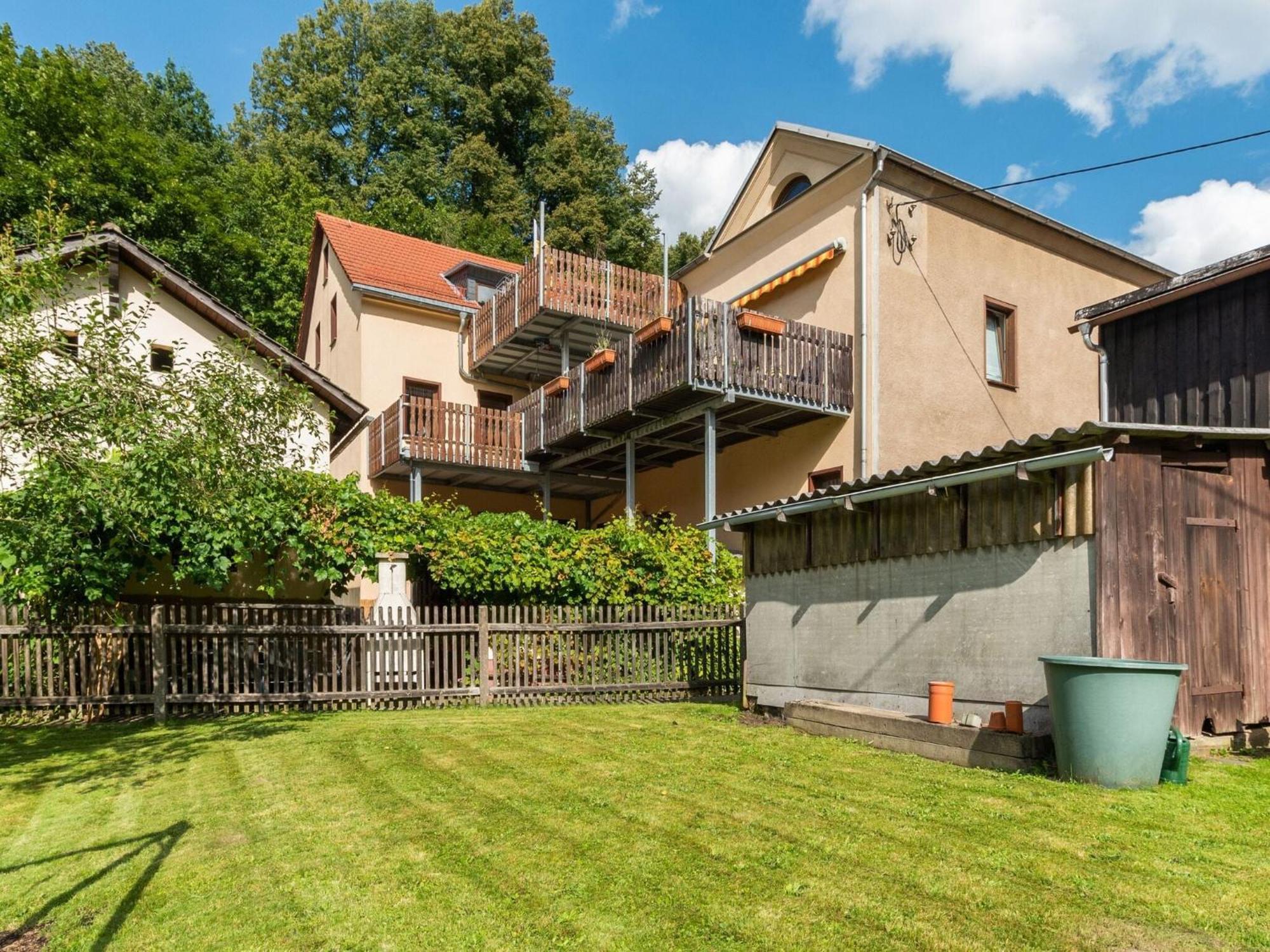 Modern apartment in Sebnitz with a terrace in Sebnitz Exterior foto