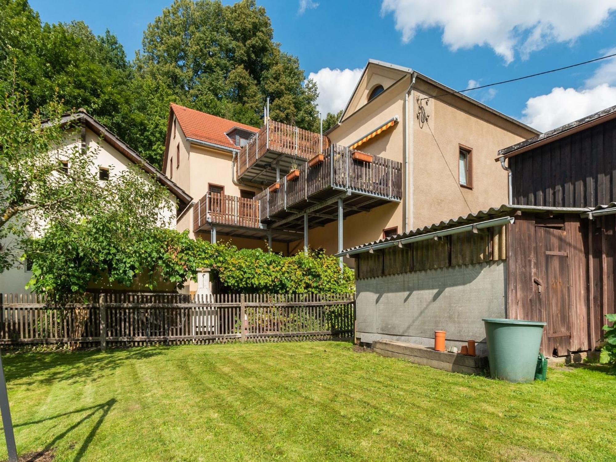 Modern apartment in Sebnitz with a terrace in Sebnitz Exterior foto