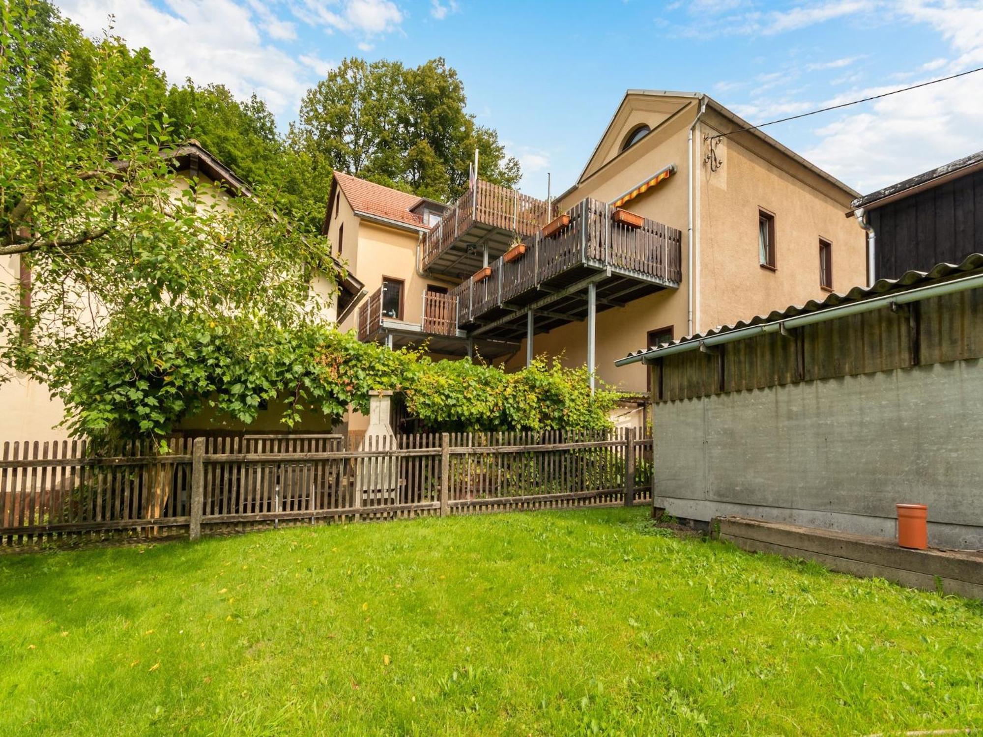 Modern apartment in Sebnitz with a terrace in Sebnitz Exterior foto